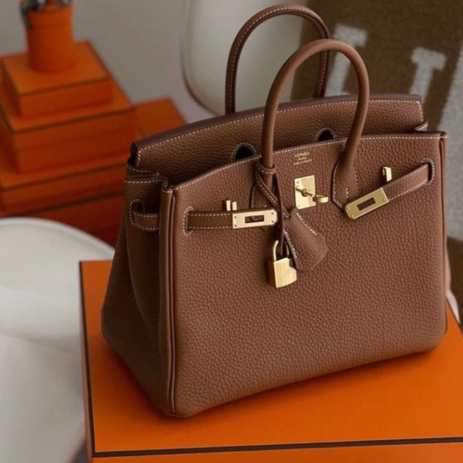 30 Years of Handcrafting Luxury Leather Bags — Direct from Our Certified Factory